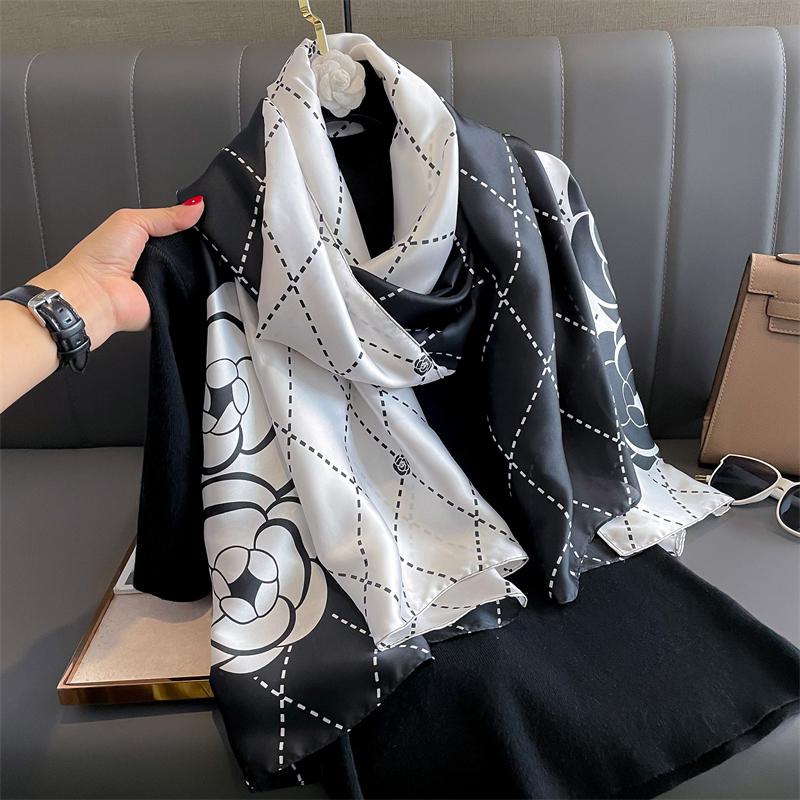 Modny nadruk Duży szal szalik dla kobiet Luksusowy projekt Pashmina Wrap Hidżab Foulard Kobiece plażowe szale Bandana Opaska na głowę Echarpe