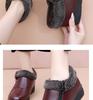 Winter Non-Slip Velvet Flat Boots for Middle-Aged & Elderly Women - Warm, Waterproof, Low-Top Grandma Shoes