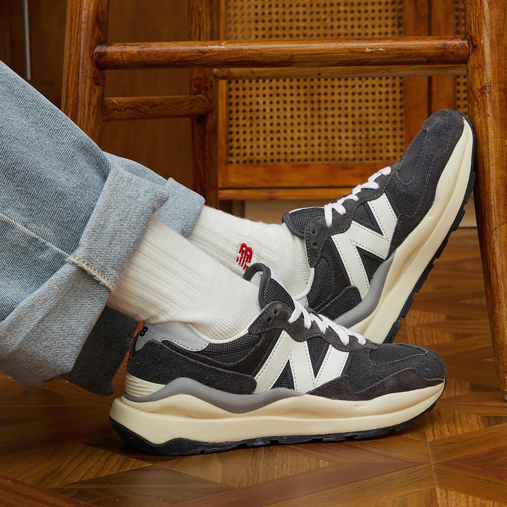 New Balance 5740 Grey White Unisex M5740VL1