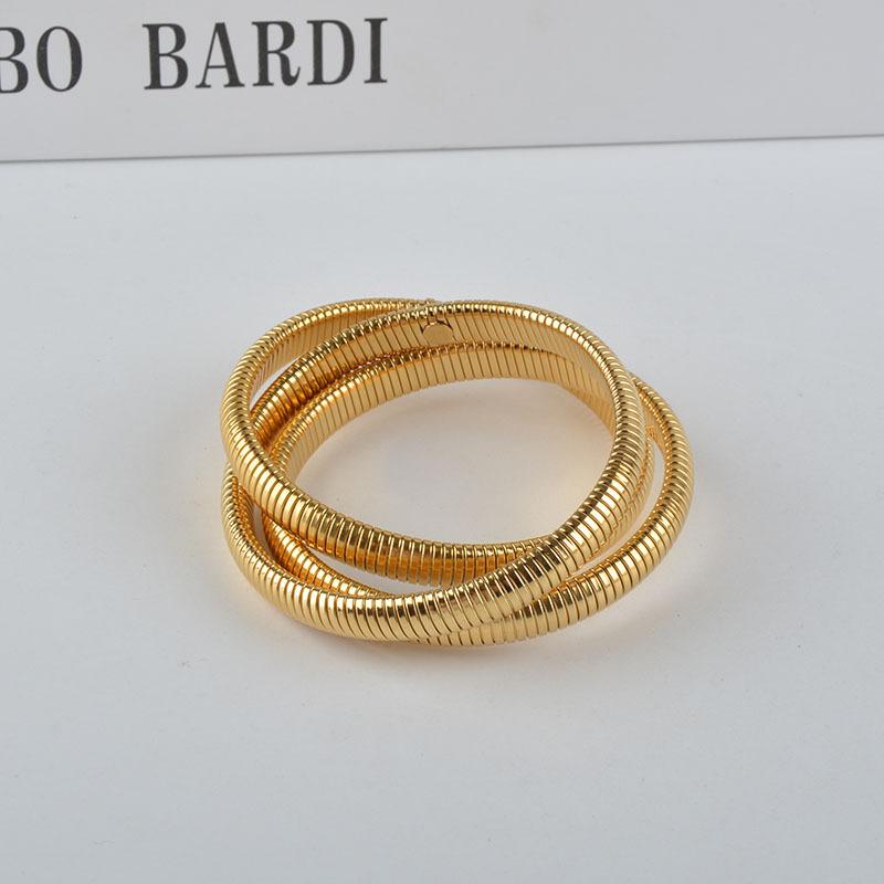 Ретро преувеличенный трехслойный браслет с широким краем, персонализированный дизайн, браслет, металлический стиль, модный темперамент, новые украшения.