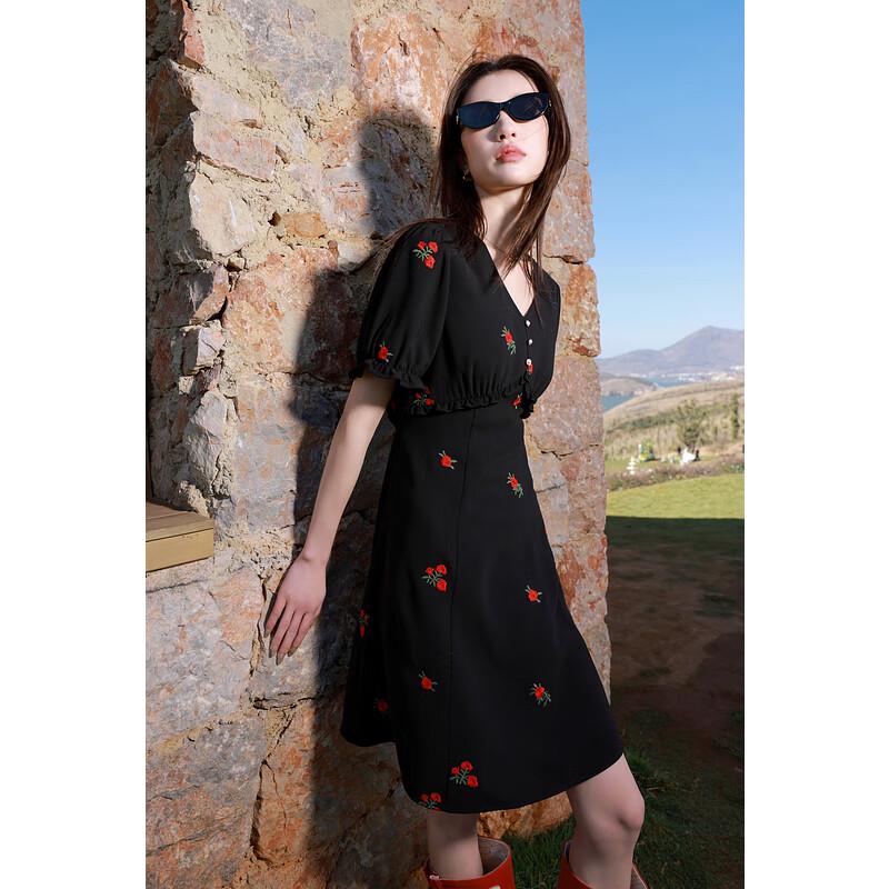 

Sancai Plus Size V-Neck Rose Embroidered Ruffle Dress 3XL (175/104B)