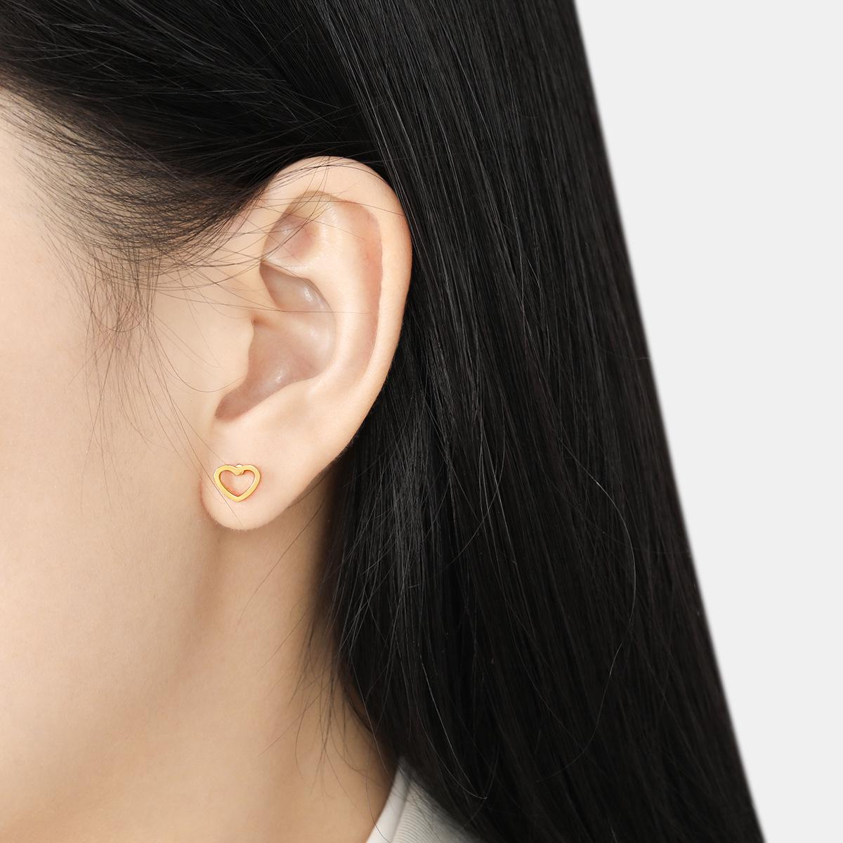 

«Корейские серьги из титановой стали с сердечком для женщин»