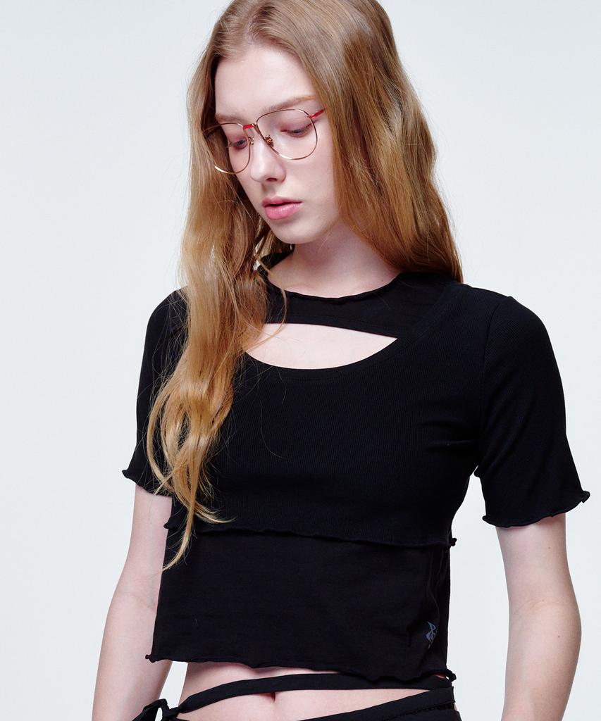 2113 STUDIO Cross Cut Crop Black