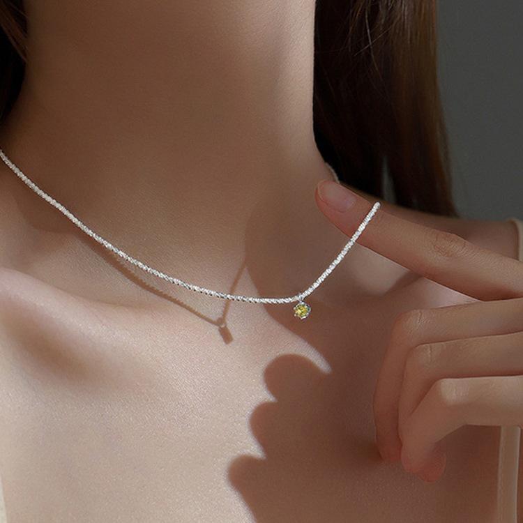 Forest-Inspired Green Diamond Necklace: Niche Design, Gentle Fairy Spirit, Versatile Starry Sky Clavicle.