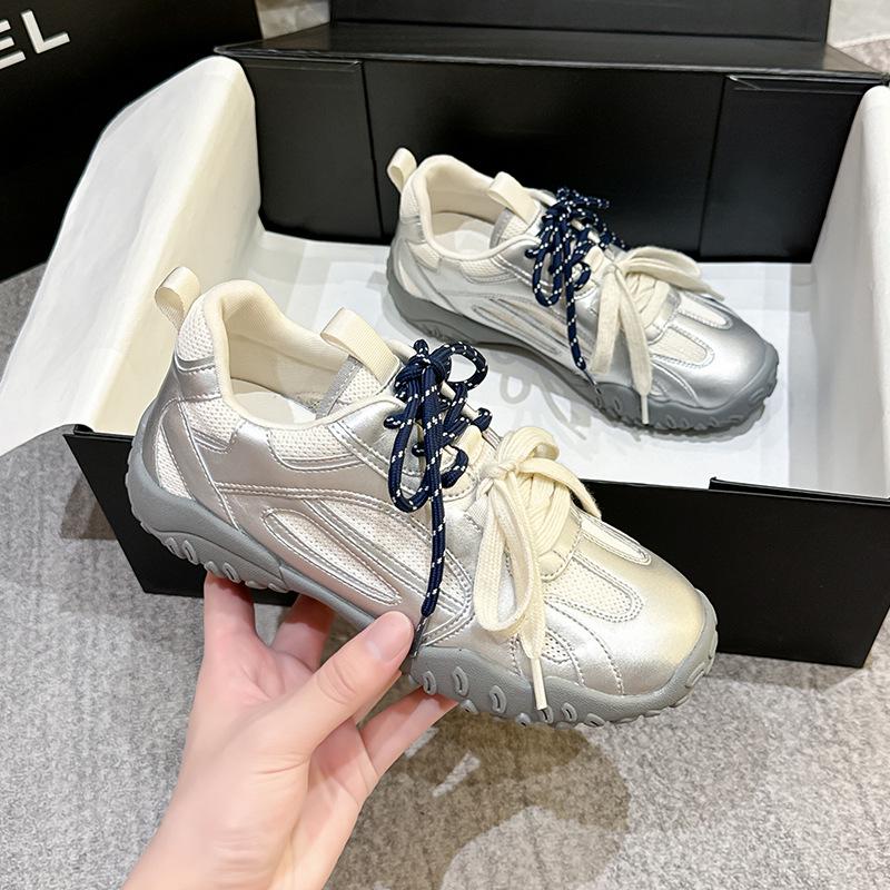 2024 Damen Trendige Mesh Freizeitschuhe - Atmungsaktiv, Dicke Sohle, Retro Deutscher Stil