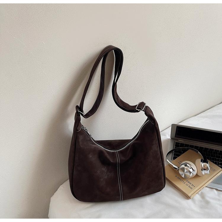 

Retro versatile tote bag, solid color crossbody bag, girls prefectural style, simple fashion, casual commuting, large-capacity shoulder bag bare bag темно-коричневого