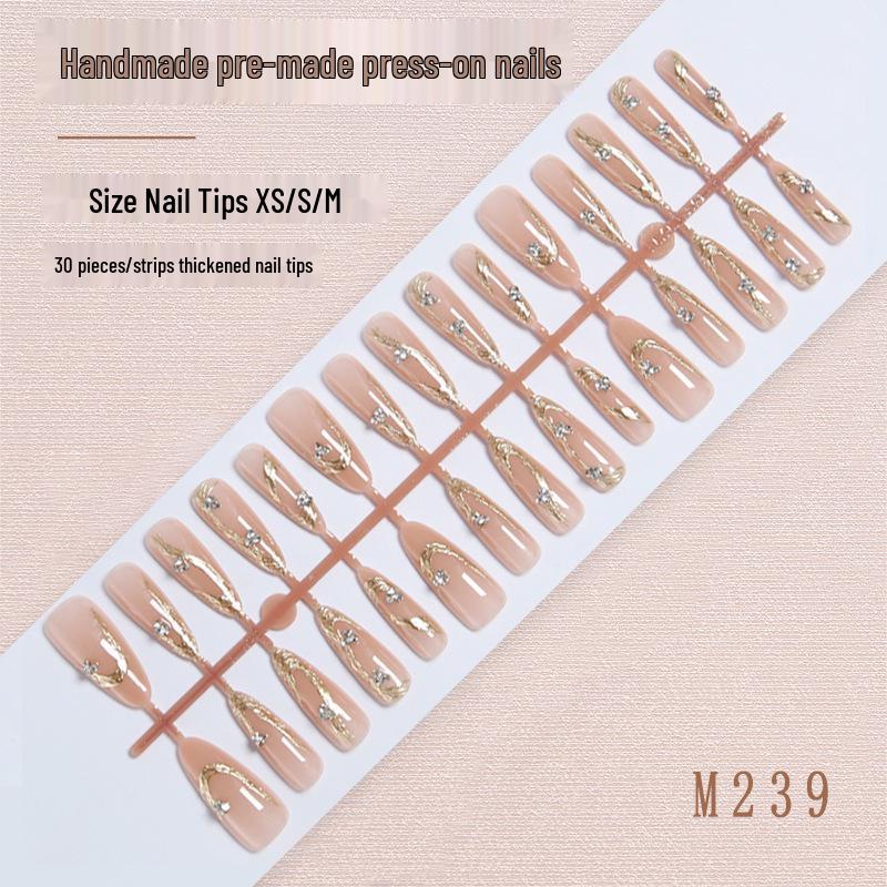 

Luxury Nail Patches: Gilded Crushed Diamond Design, 30 Long-Lasting Wearable Pieces