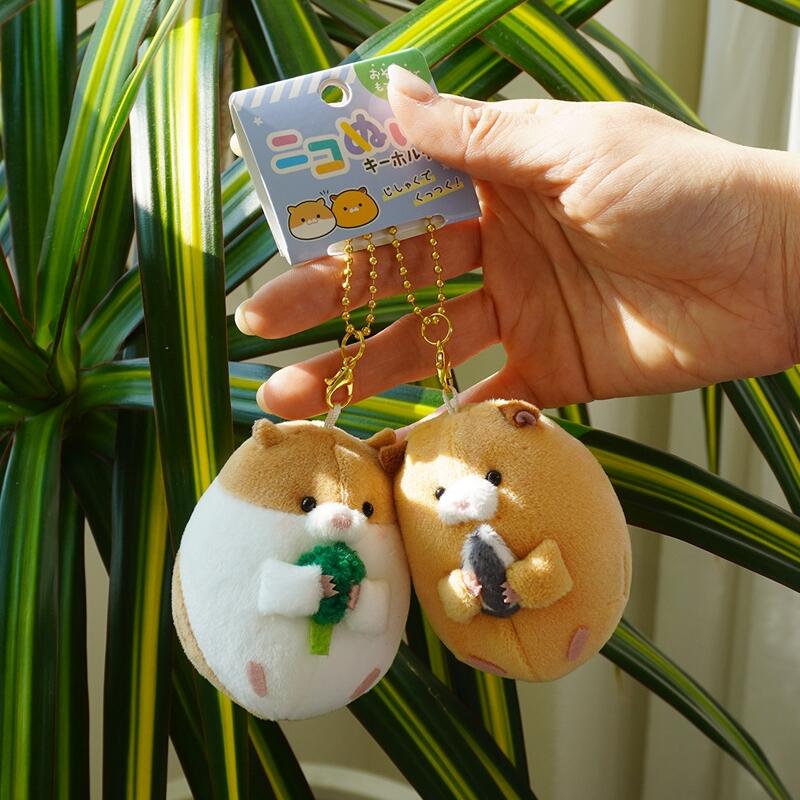 Voltagu - Sticky Magnet Doll Idea Keychain 2 Types Couple Friendship