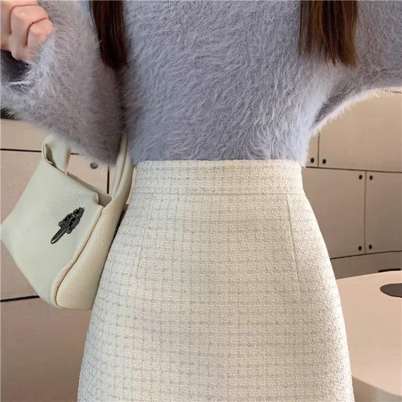 Chic High-Waist A-Line Skirt: Autumn/Winter Silk-Blend, Anti-Exposure, Hip-Hugging