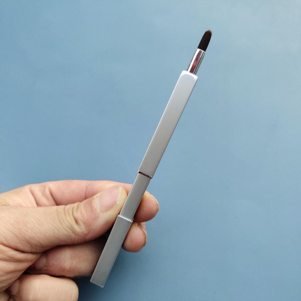Compact Retractable Lip & Eye Makeup Brush with Lid