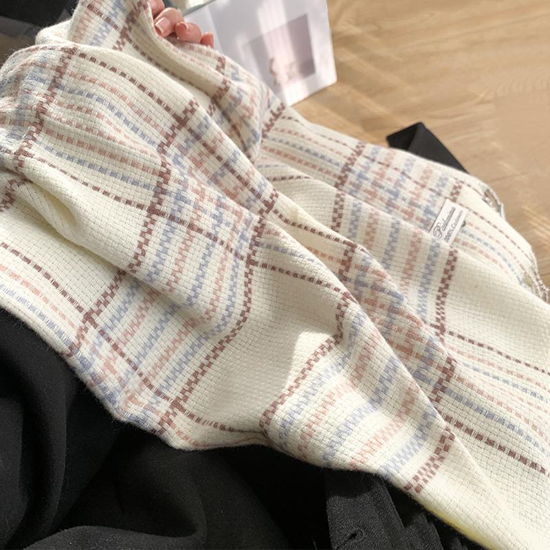 

Зимняя атмосфера Белый шарф Женская манишка Клетчатый Зимний Универсальный Осень Зима Теплый