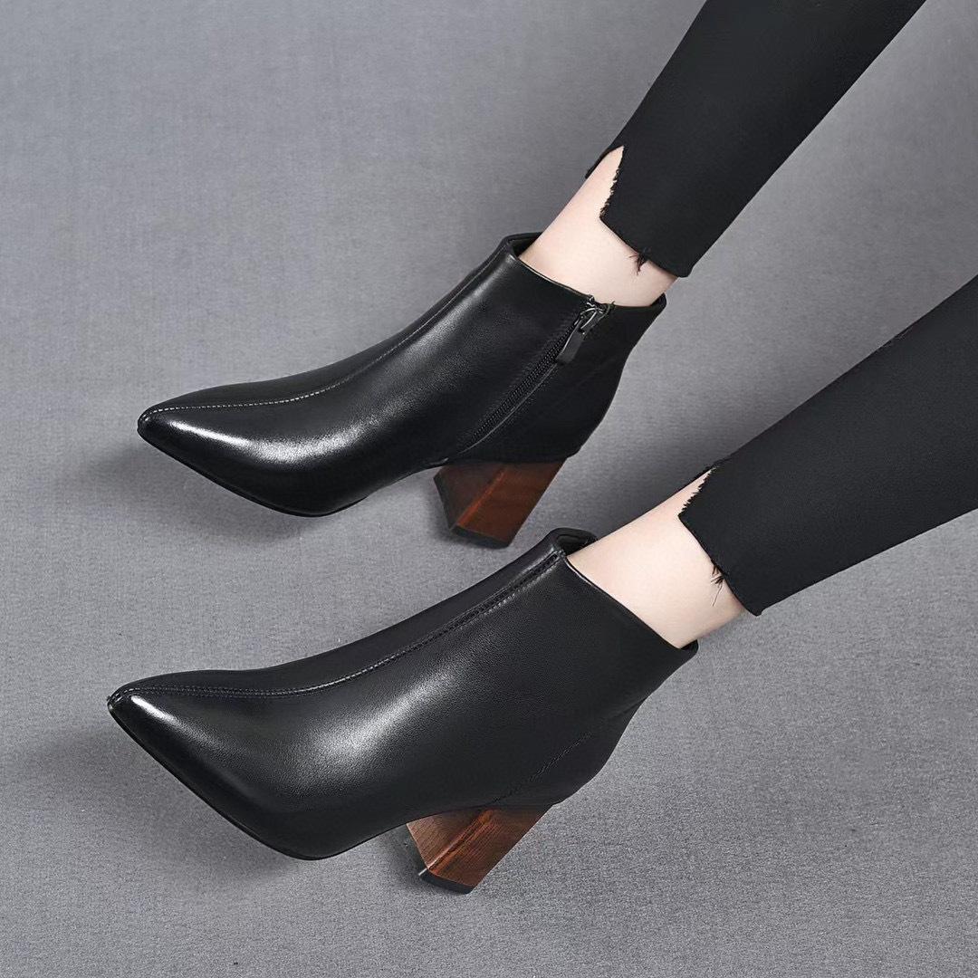 

Модные ботильоны с острым носком женские ботинки первый слой коровьей кожи толстый каблук высокий каблук ботинки простой темперамент прямые ботинки 38