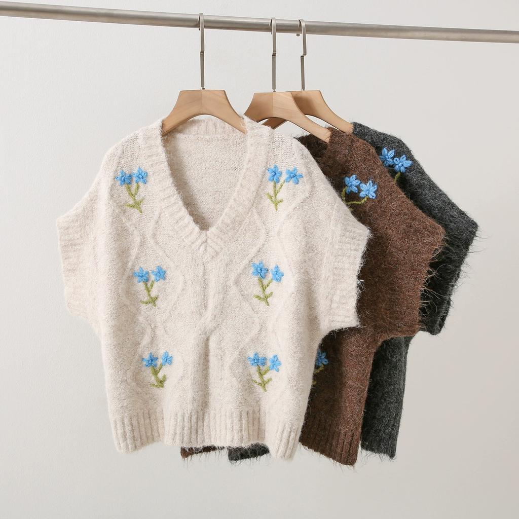 Dimanaf 2025 Autumn Women Bat Vest Sweaters Embroidered Flowers Knitting Buttons Casual Style Loose Sweater