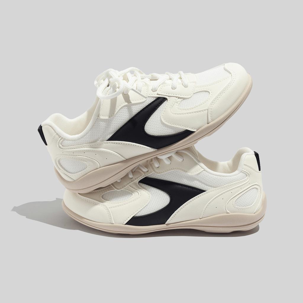Fashion Men Sports Shoes New Arrival for Autumn Versatile High‑Grade Mesh Breathable Board Shoes Casual Comfortable White Sneakers