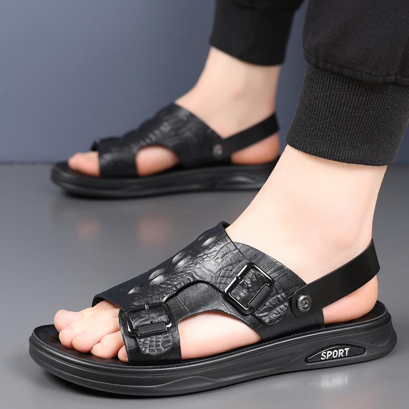 Moda 2025 Lato Nowe Męskie Skórzane Sandały Peep-toe Modne Codzienne Buty Plażowe Męskie Dwufunkcyjne Młodzieżowe Klapki Buty Mężczyzna