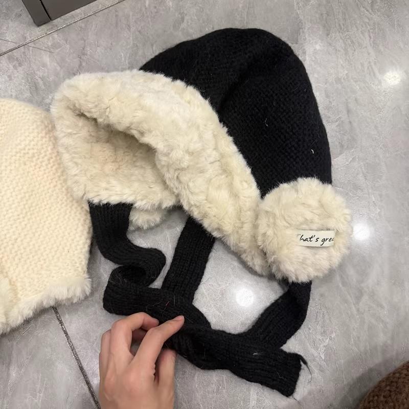 Personalized warm ear protection Lei Feng hat female winter thickened and thin age reducing ear bag knitted hat cute Internet celebrity airplane hat