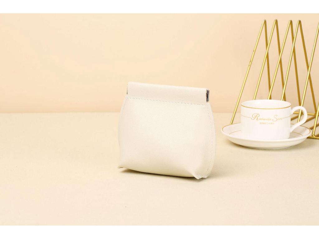 Automatic Closure Multifunctional Lipstick & Coin Purse: Portable Everyday Wallet & Digital Storage