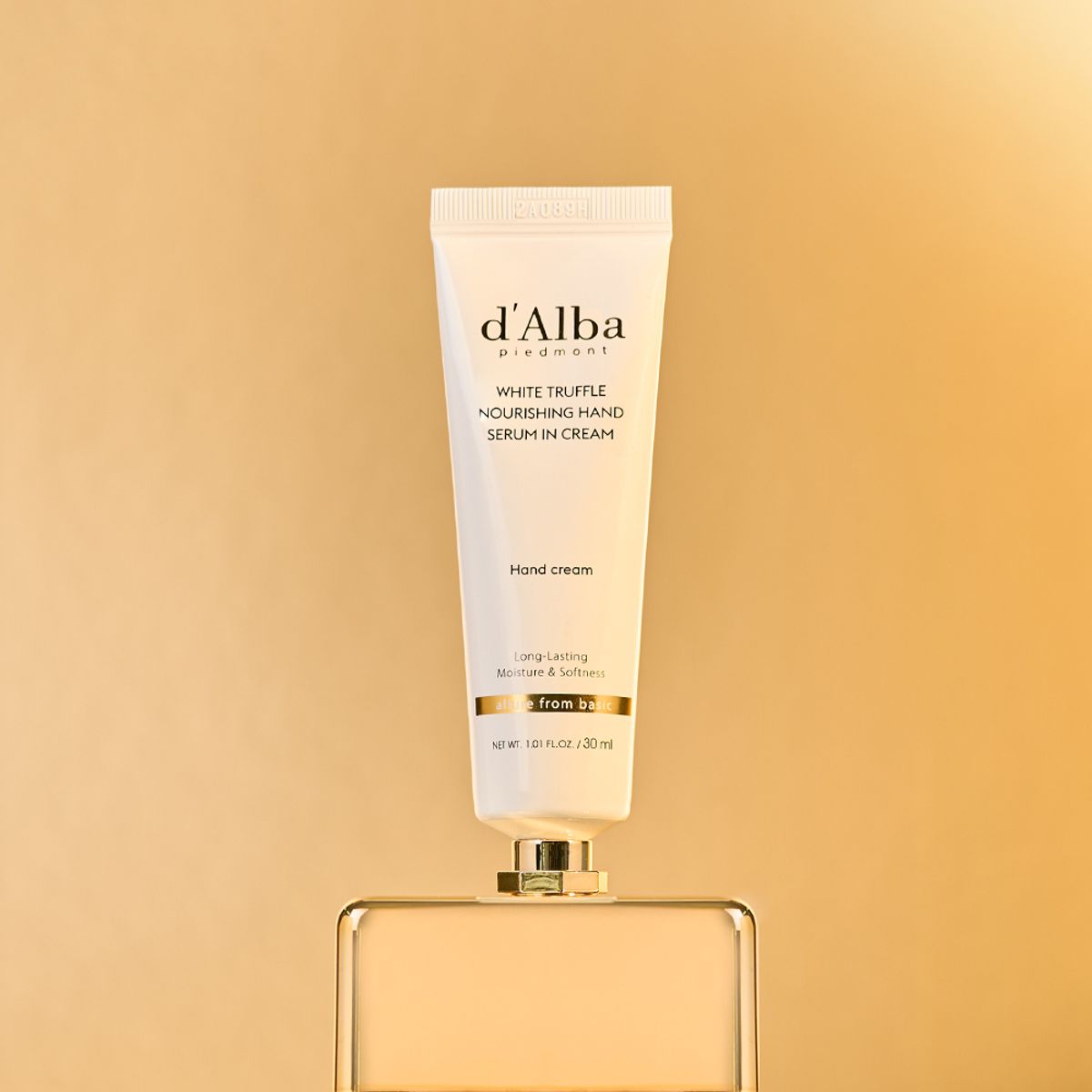

Made in Korea d’Alba White Truffle Nourishing Hand Serum in Cream 30ml
