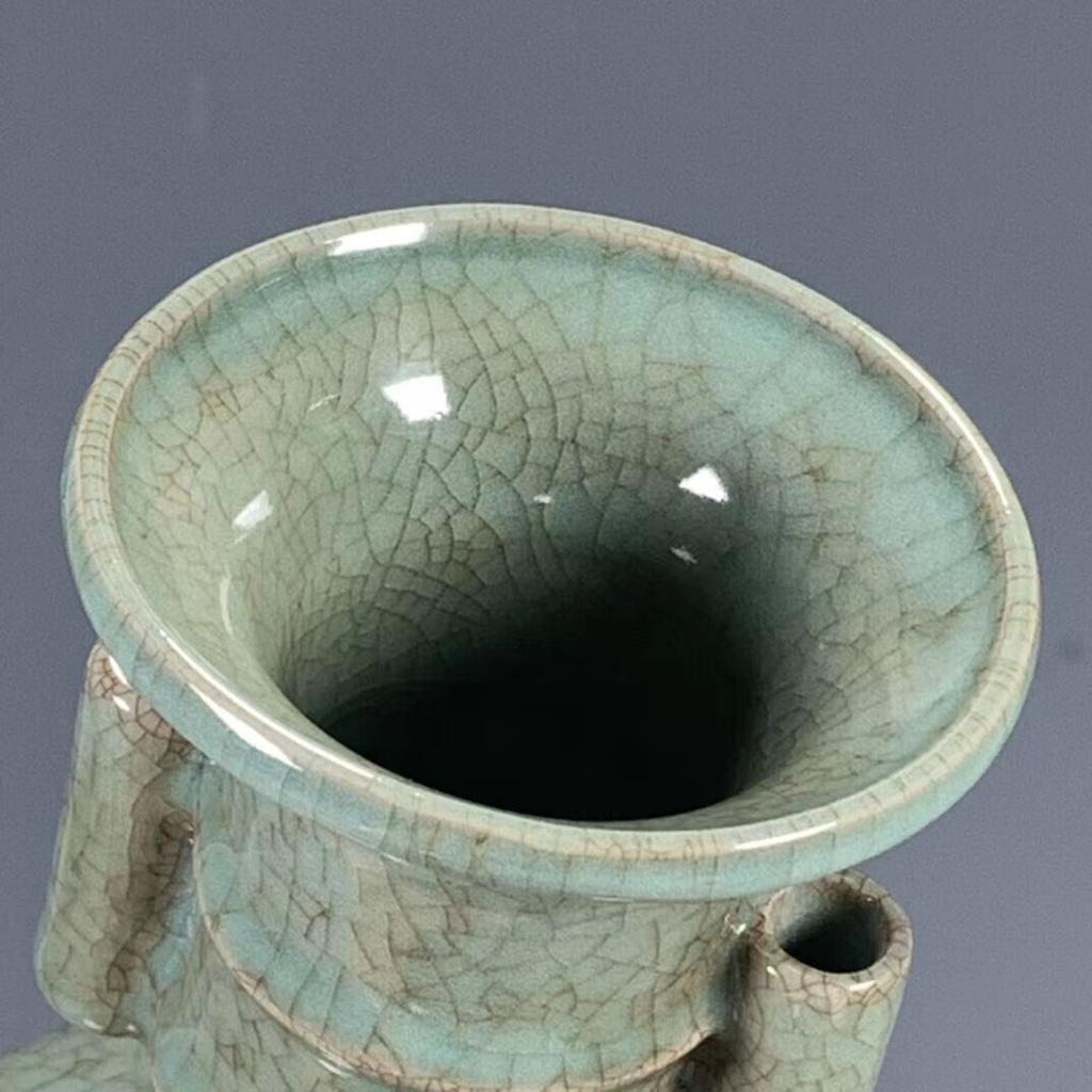 Exquis Vase Chinois en Porcelaine de la Dynastie Song, Porcelaine Ru, Vase à Double Oreille