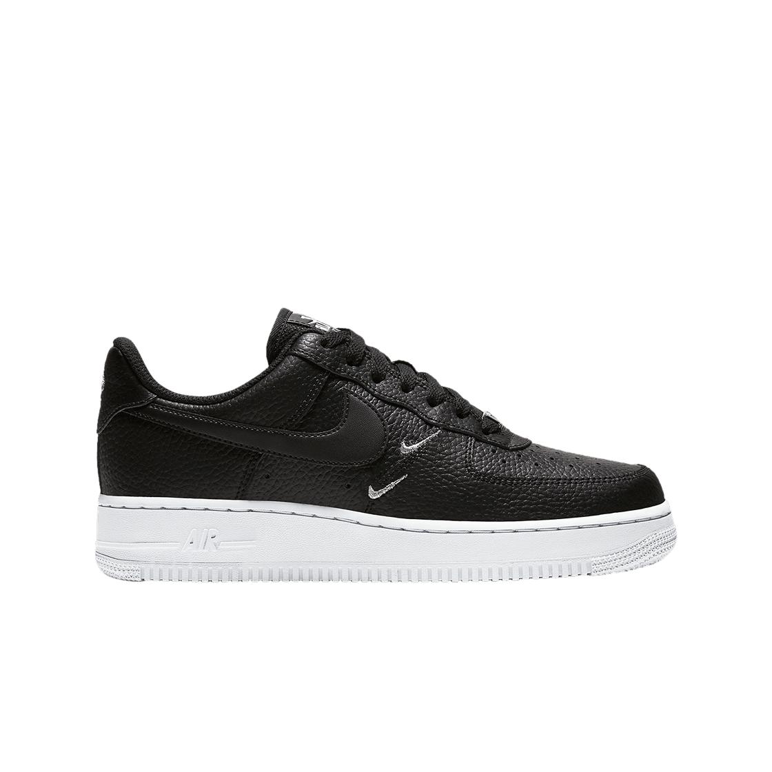 

Женские кроссовки Nike Air Force 1 07 Essential Black Metallic Silver CT1989-002