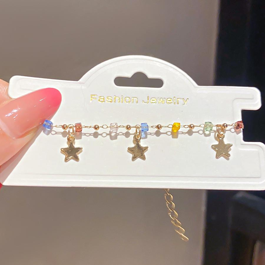 Jewelry Hand Chain With Zircon Snowflake Flower Design For Womens Fashion And Gift Use GoldBracelet