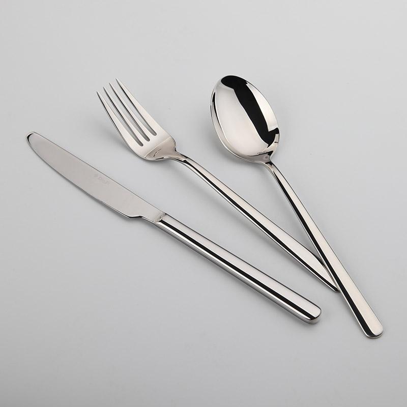 Cozy Zone 24 Pieces Cutlery Set Stainless Steel Tableware Western Dinnerware Set Classic Dinner Set Knife Fork Restaurant Dining