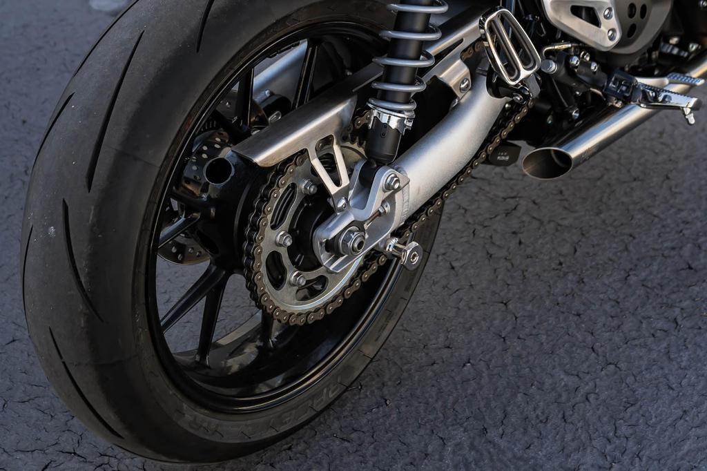 Motone MMU081 Bonneville Bobber Speedmaster Thruxton/R/RS 2 Piece Stainless Steel Stand Hook Bolt