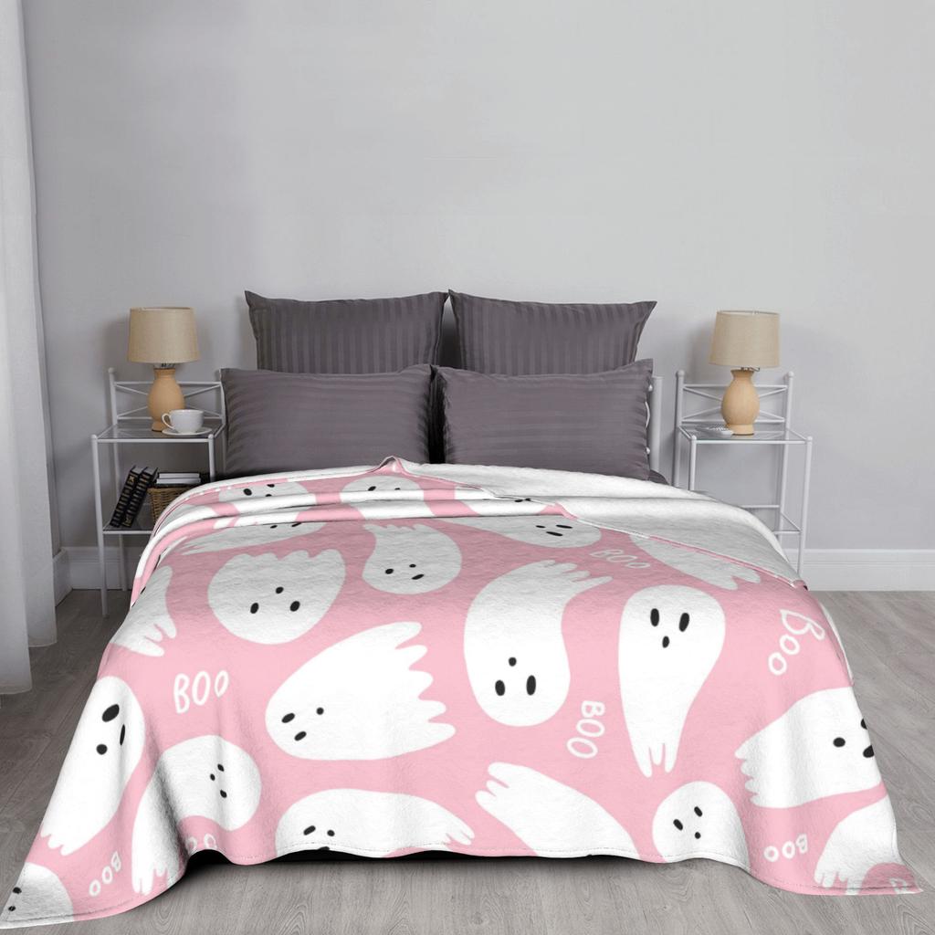 Pink Cute Ghosts Flannel Blankets Halloween Funny Throw Blankets for Home Hotel Sofa 150*125cm Rug Piece