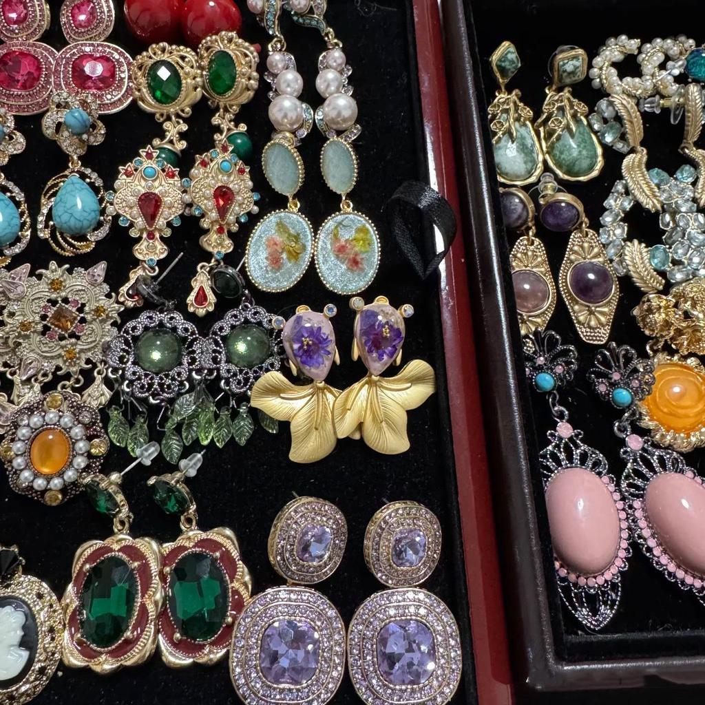 Vintage Retro Silver Needle Earrings - Elegant, Versatile High-End Court Style Studs.