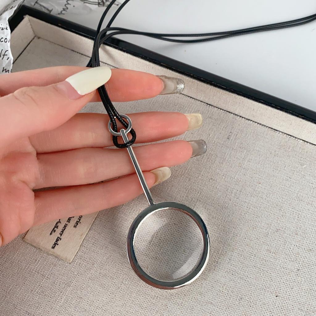 Blogger same magnifying glass pendant long necklace women's light luxury niche high sense retro ins black rope sweater chain