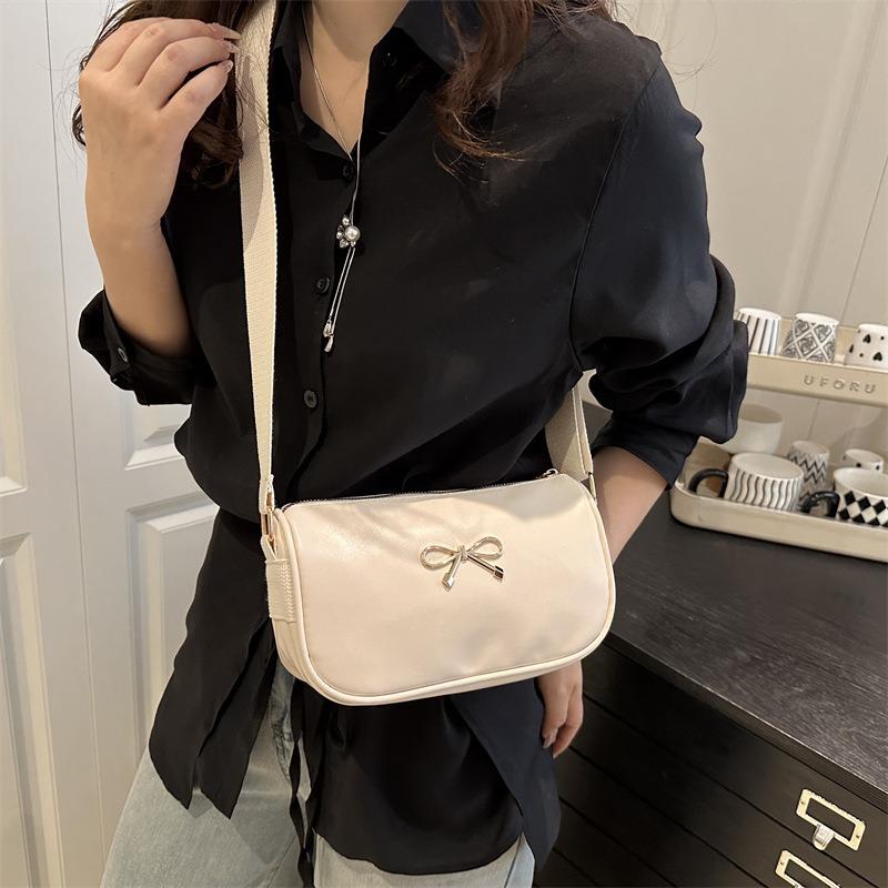Textured Fashionable Casual Bag Women's New Autumn Portable Versatile Small Square Bag Niche Underarm Bag
