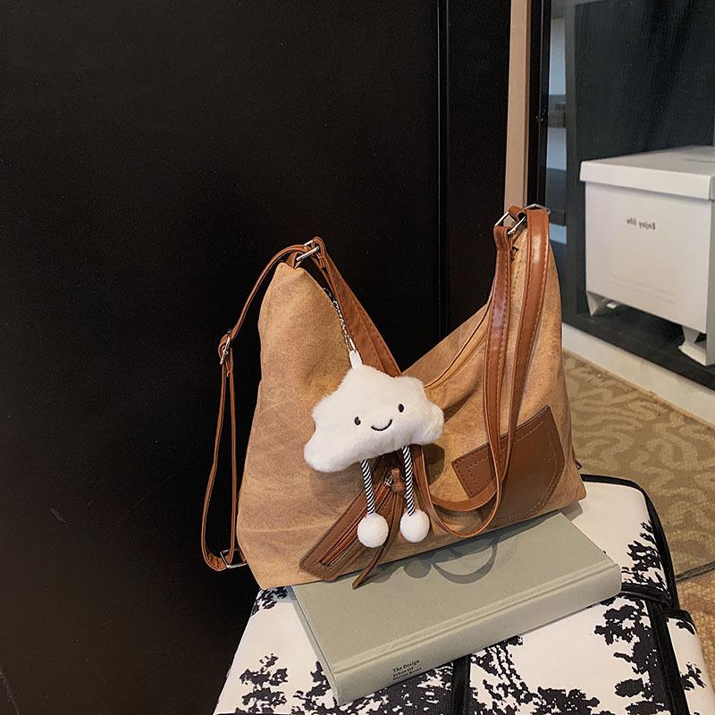 New spring retro contrasting color large capacity simple crossbody shoulder 2025 commuting new niche design tote bag