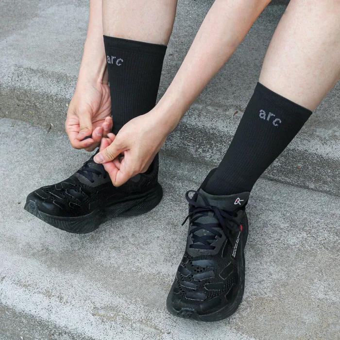 Arc Run Crew Socks - Black