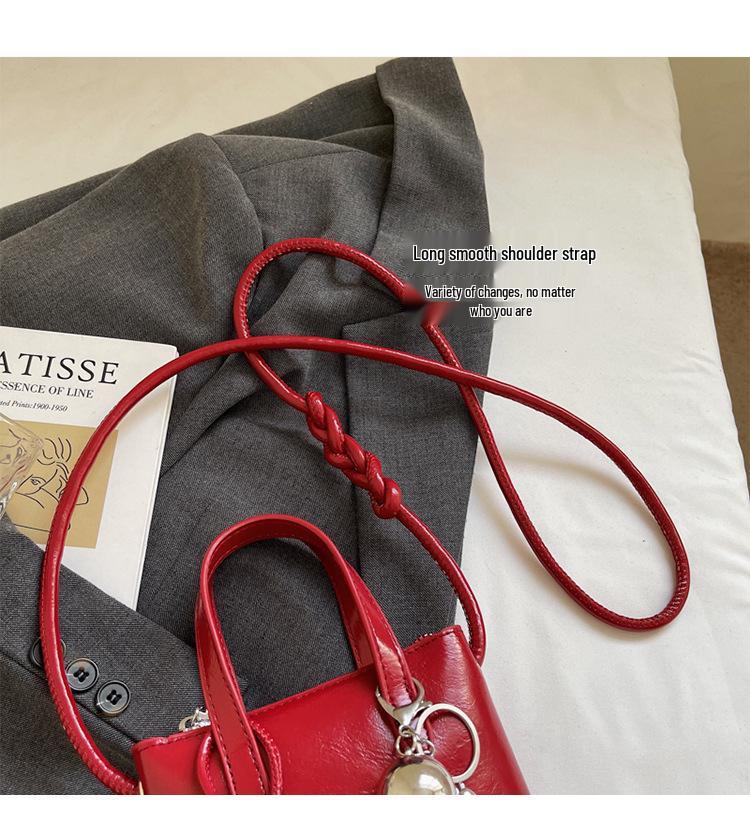 2025 Women's Mini Crossbody Bag – Lipstick Phone Carrier & Trendy Fashion Accessory