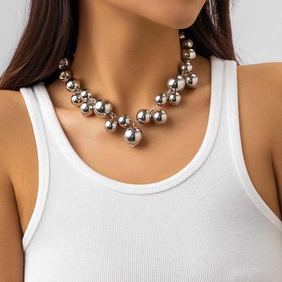 Exaggerated Metal Big Ball Pearls Bead Choker Necklace for Women Vintage Punk Chunky Clavicle Chain Necklace Bride Jewelry