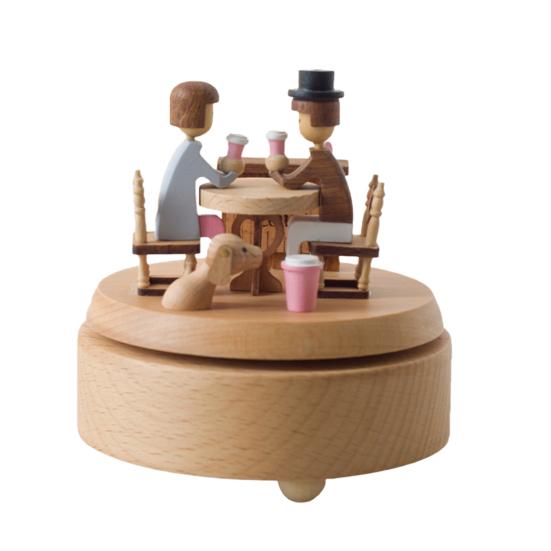 

Wooden Musical Box No Battery Required Smooth Edge Creative Shape Burr Free Clear Sound Decorative Beech Adorable Couple Mechanical