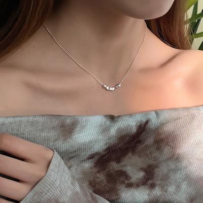 Heart Connected Collarbone Chain Women'S Cold Wind Simple Commute Sweet Three-Dimensional Six Love Necklace