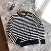 Whoever Collects Who Earns!! Huge and Delicate Contrasting Striped Crew-neck Knitted Cardigan