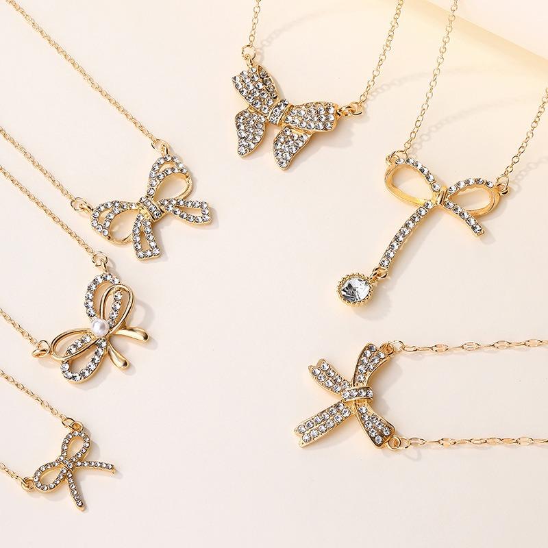 Diamond-encrusted alloy bow necklace, new jewelry women's pendant, niche high-end collarbone chain