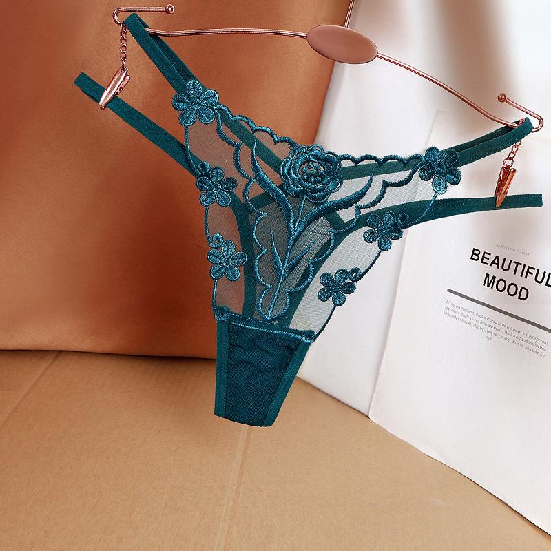 Комплект стрінгів з вирізом у промежині та швидким розстібанням - Пристрасна білизна для веселих ночей