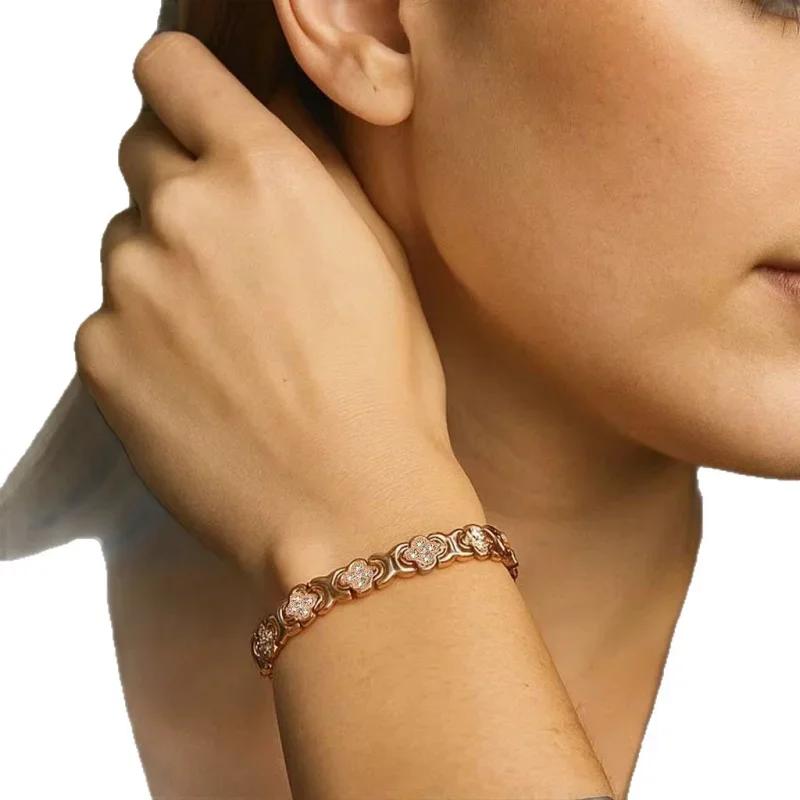 Four-leaf Clover Red Copper Strap Buckle Rose Gold Color Men and Women Bracelet Magnet Jewelry