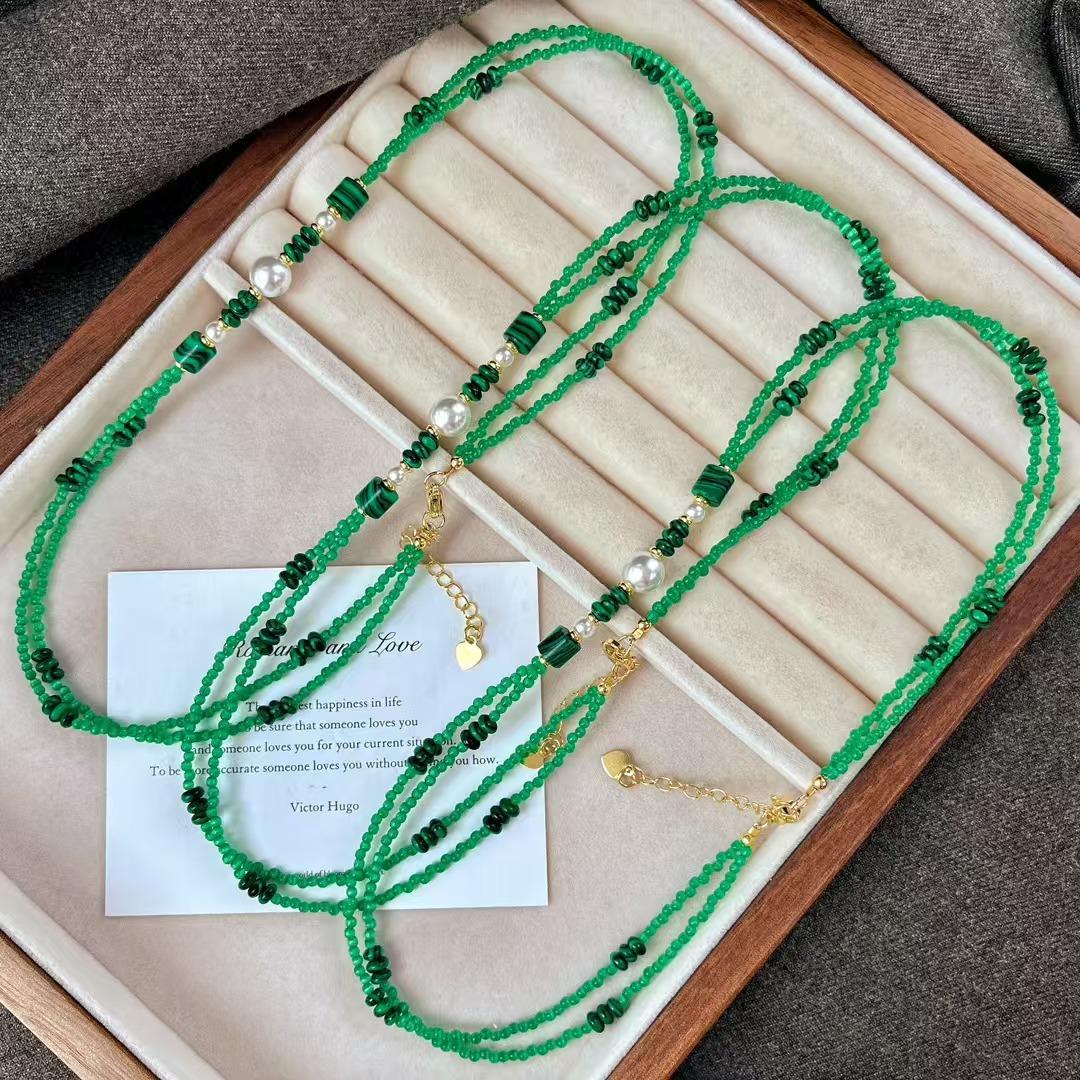 

Vintage Highlight Perfect Round Artificial Crystal Pearl Emerald Necklace Clavicle Chain