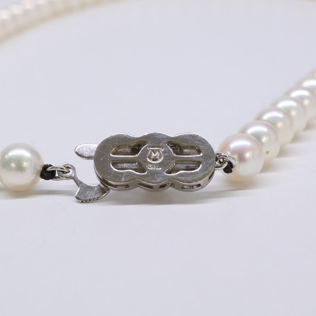 mikimoto SIL stamped 0.3" Akoya pearl necklace Necklace - whiteUsed