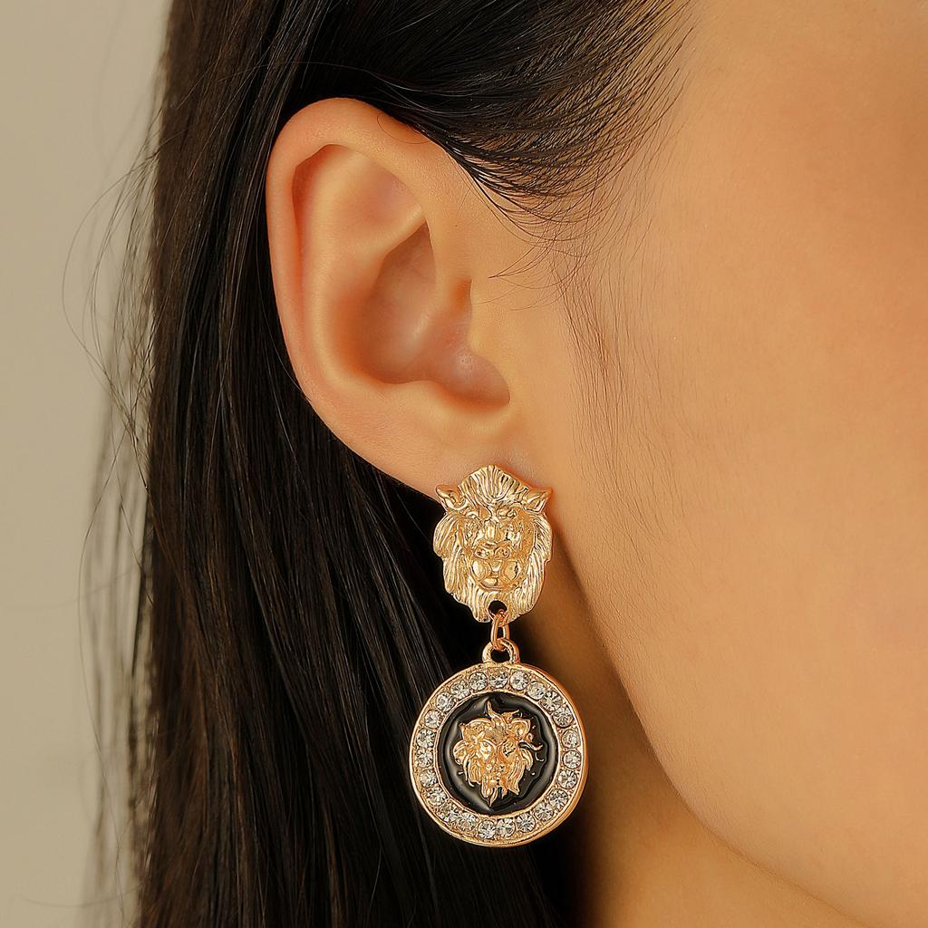 Gold Jewelry Set For Women, Necklaces Bracelet And Earrings With Cubic Zirconia Lion Pendant Luxurious Metallic Style Gift