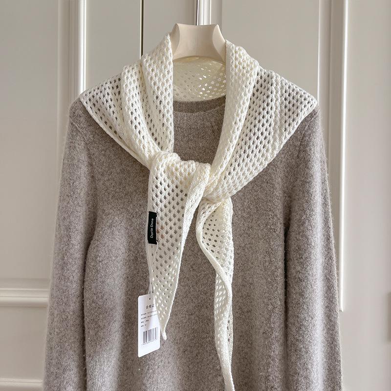 Beige hollow-out knit triangle scarf, shawl over shoulders, women s vest shoulder scarf, high-end skirt, waist scarf, waist scarf белый