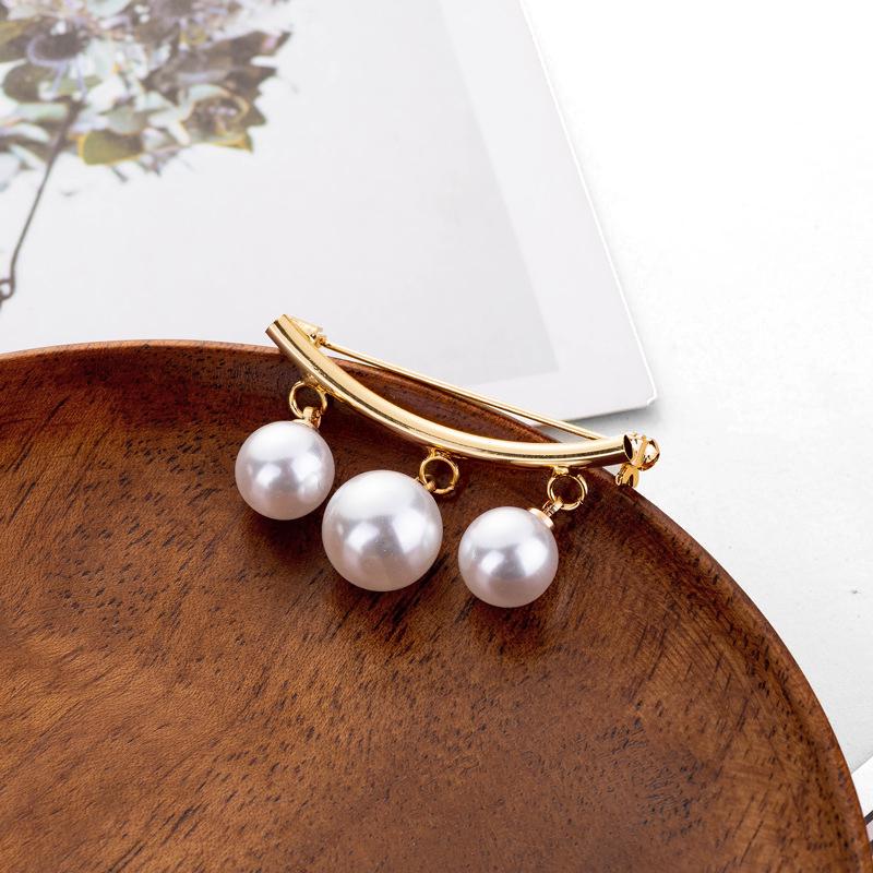 Koreaanse Eenvoudige Parel Leuke Broche Damesaccessoires Kpop Broches voor Vrouwen Pins Emaille Pin sieraden