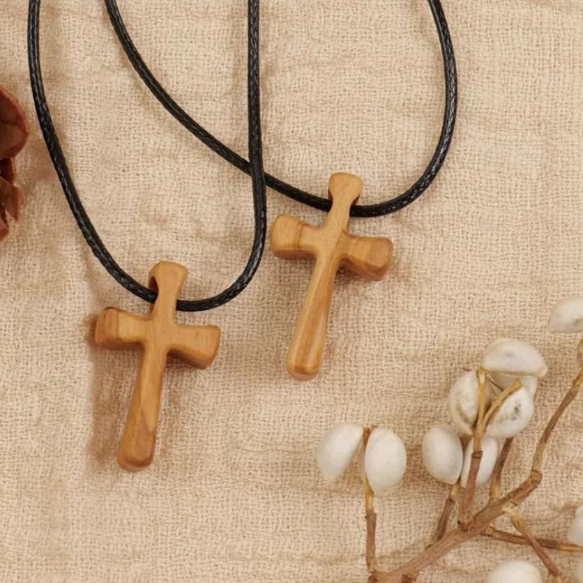 Lederseil Kreuz Halsketten Handgeschnitzte Halskette für Gebet Retro Kreuz Anhänger Geburtstagsgeschenk