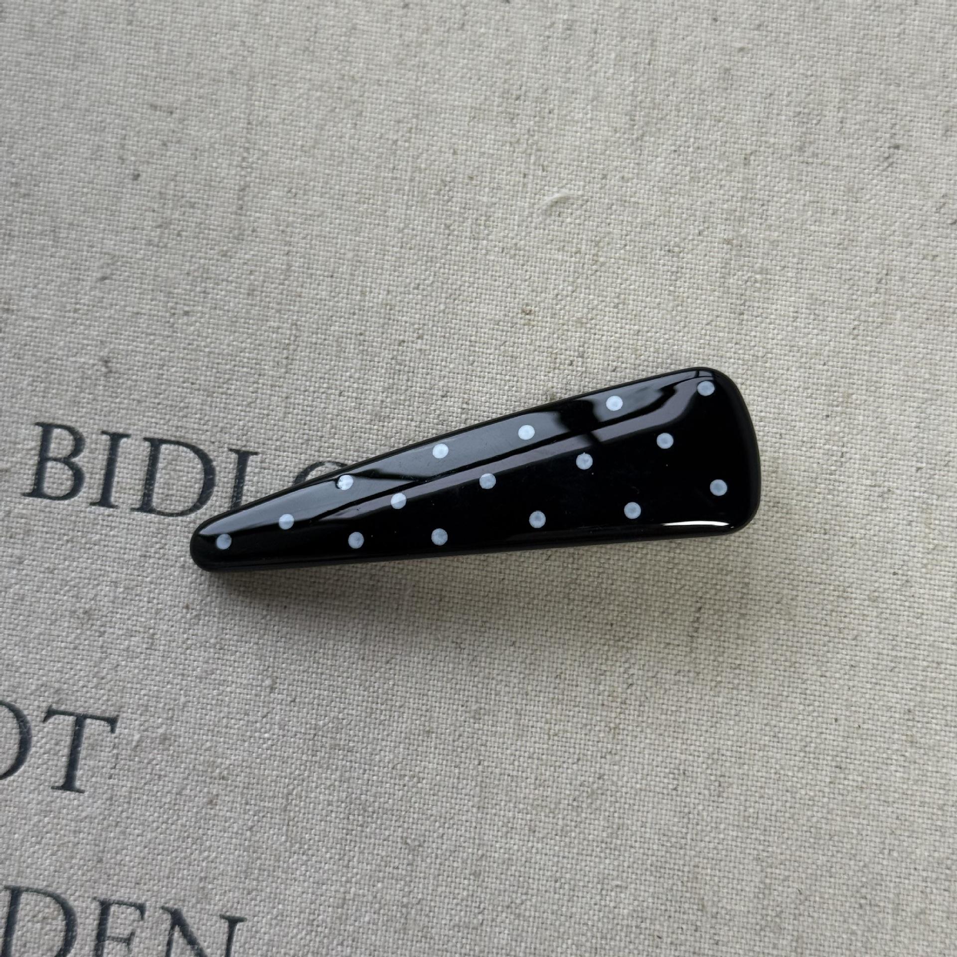

Female Korean Simple Versatile Bangs Hair Clip Hairpin Cute Fresh Hair Accessories Cheese Yellow Polka Dot Duck Bill Clip