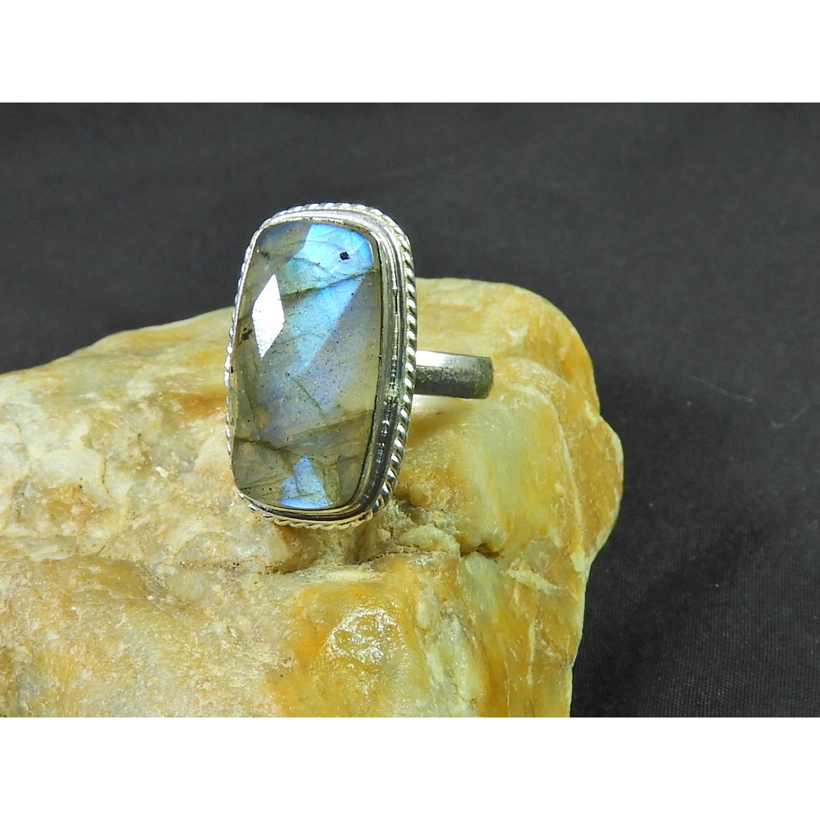 

Natural Labradorite 925 Sterling Silver Octagon Handmade Vintage Ring US-7.5 MK-81
