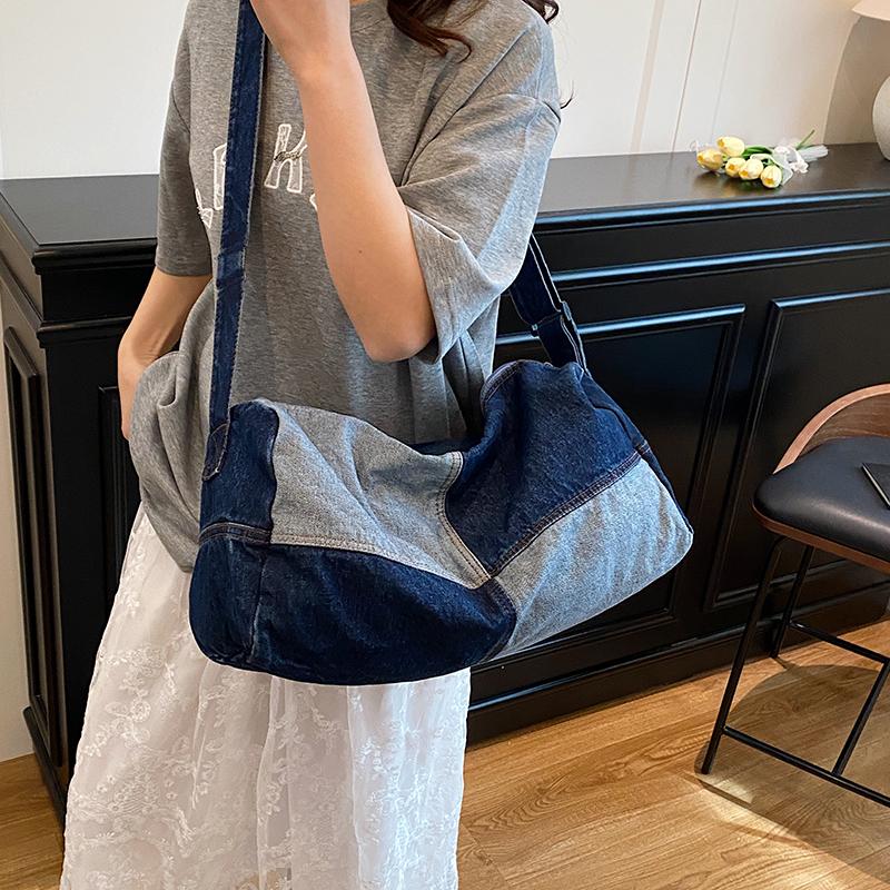 Damen-Umhängetasche mit Farbblock-Muster, Denim-Umhängetasche, große Kapazität, Unterarmtasche